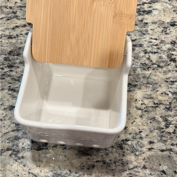 Garlic Canister - Picture 3 of 5